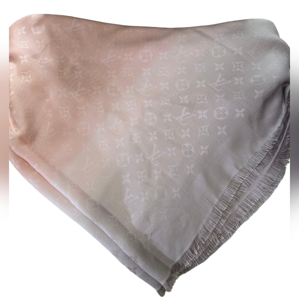 Louis Vuitton Limited Edition Ombre Extra Large Stole/Shawl/Scarf/Wrap